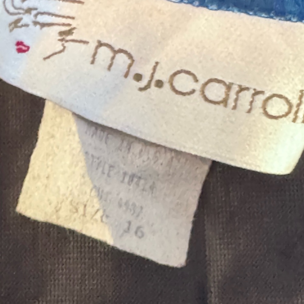 M.J. Carroll Floral Wrap Skirt Sz 16 • Midi Length • Vintage - Picture 12 of 13